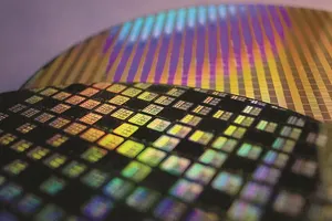 Intel展示多项代工技术突破:异构集成解决方案